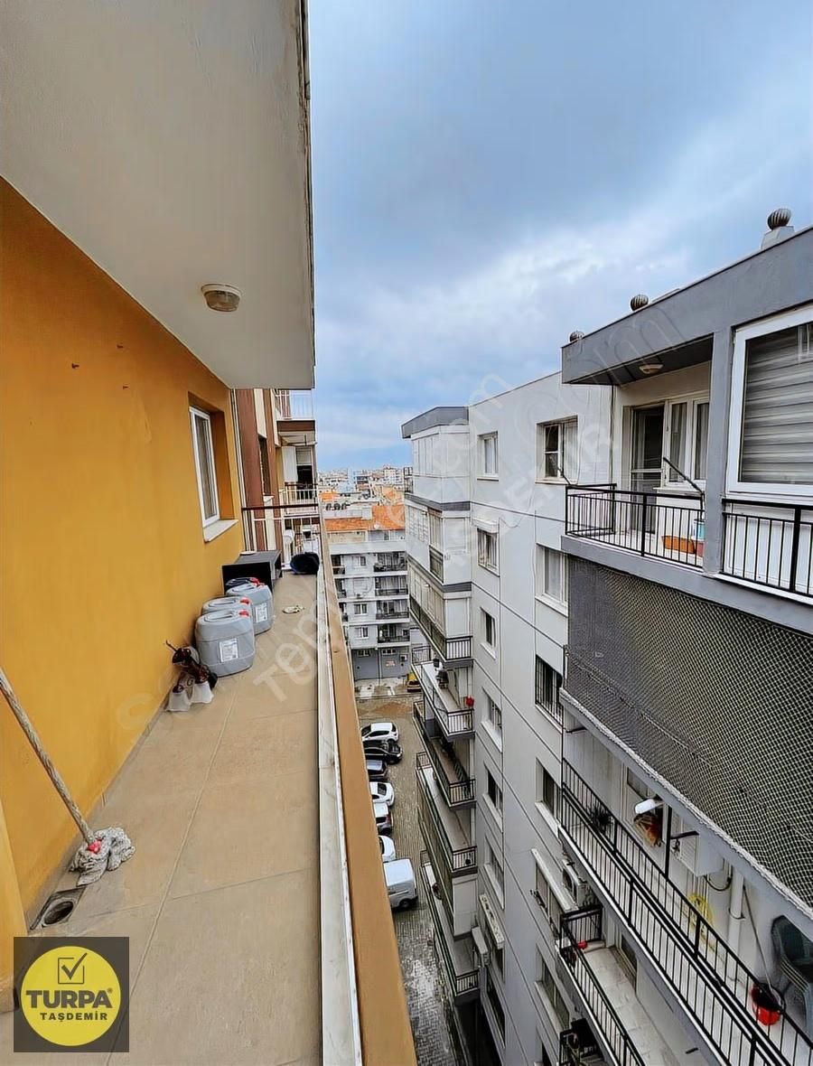 Karşıyaka Dedebaşı Mah.'nde Ferah Satılık Dubleks Daire (4+1) - Görsel 29