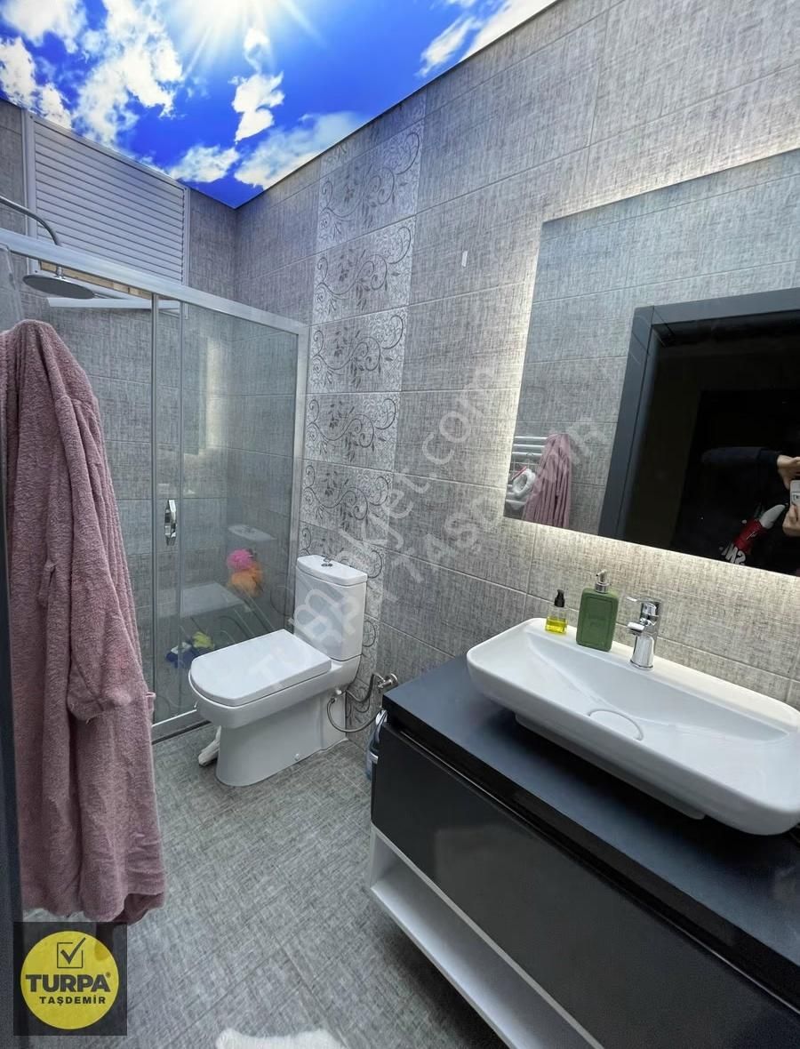 Karşıyaka Dedebaşı Mah.'nde Ferah Satılık Dubleks Daire (4+1) - Görsel 11