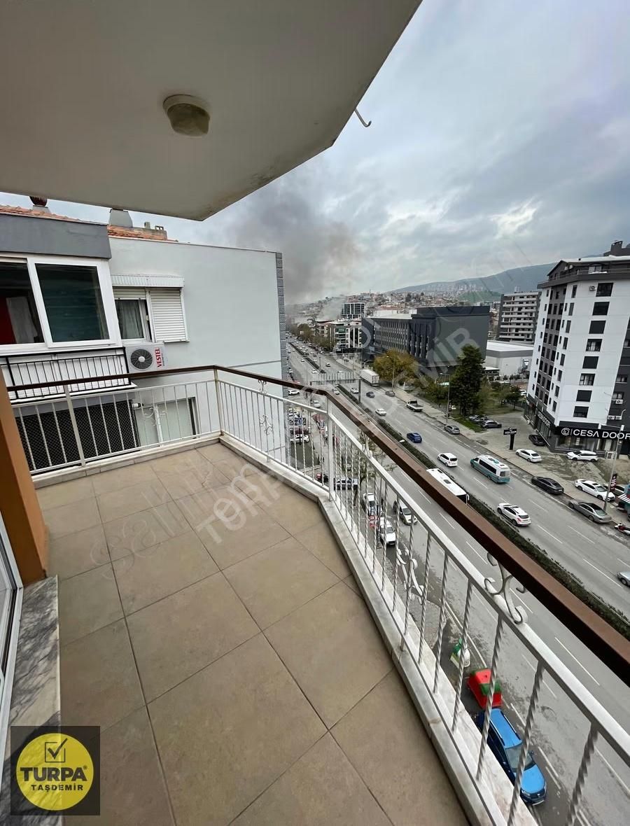 Karşıyaka Dedebaşı Mah.'nde Ferah Satılık Dubleks Daire (4+1) - Görsel 12