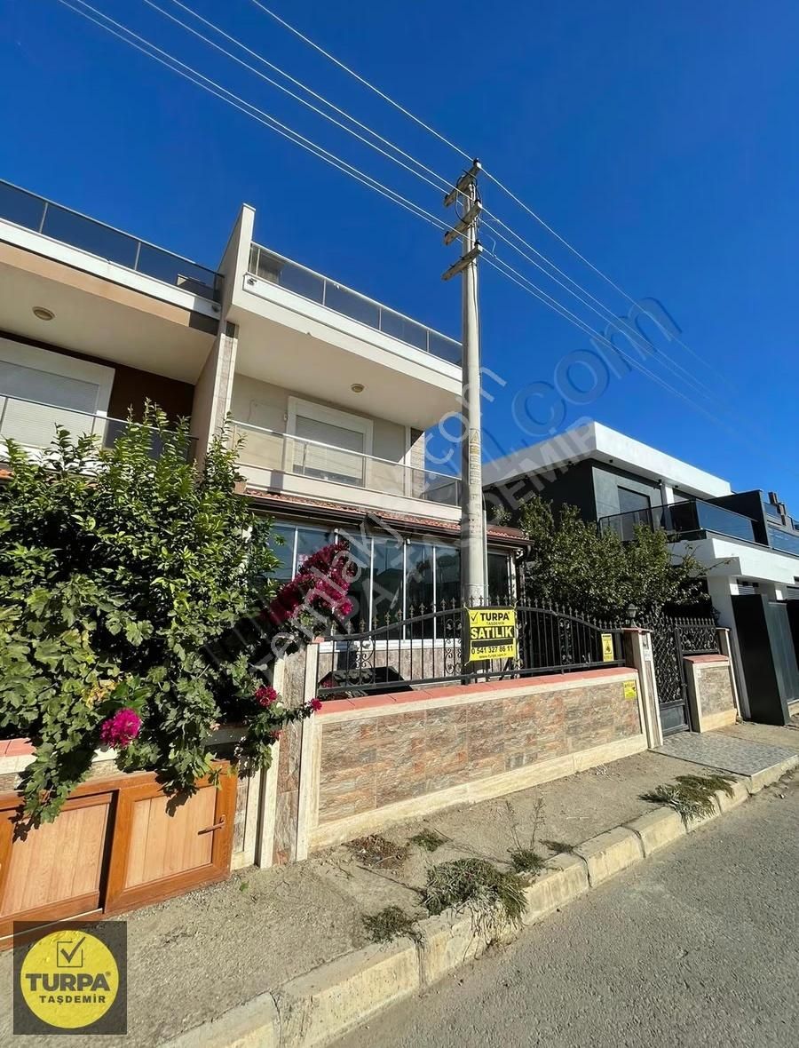 Menderes Mithatpaşa Mahallesi'nde Satılık İkiz Villa (tripleks) - Görsel 17