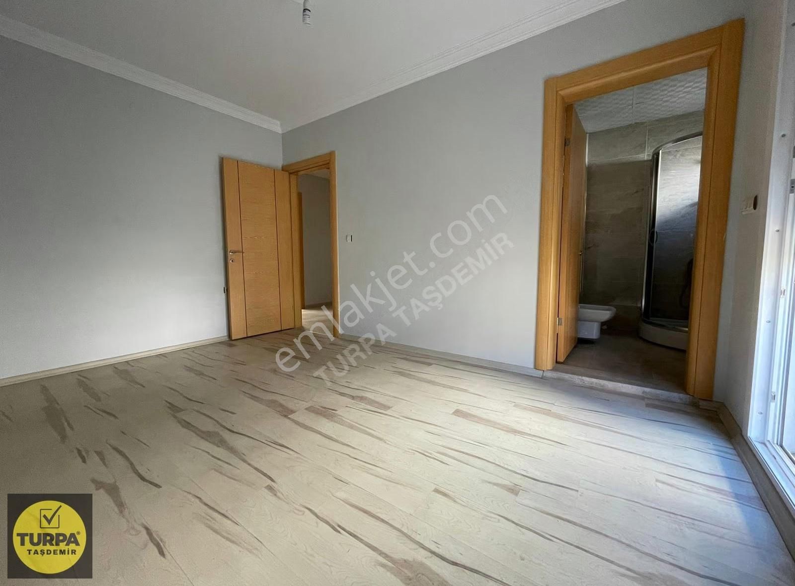 Menderes Mithatpaşa Mahallesi'nde Satılık İkiz Villa (tripleks) - Görsel 11