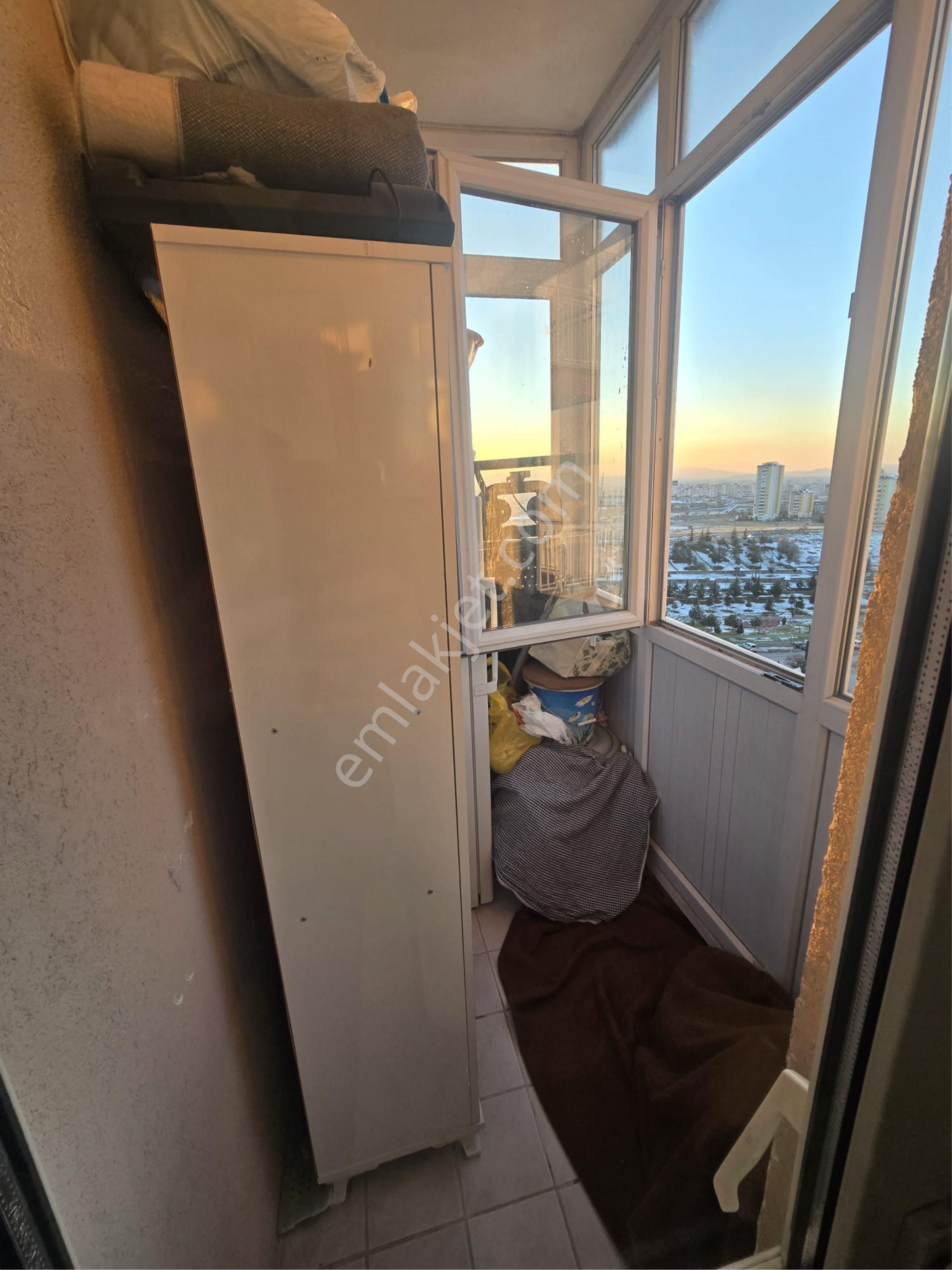 Mimsin Şirintepe Mahallesinde Okulun Karşısında Cadde Üzeri 3+1 Satılık Daire - Görsel 5