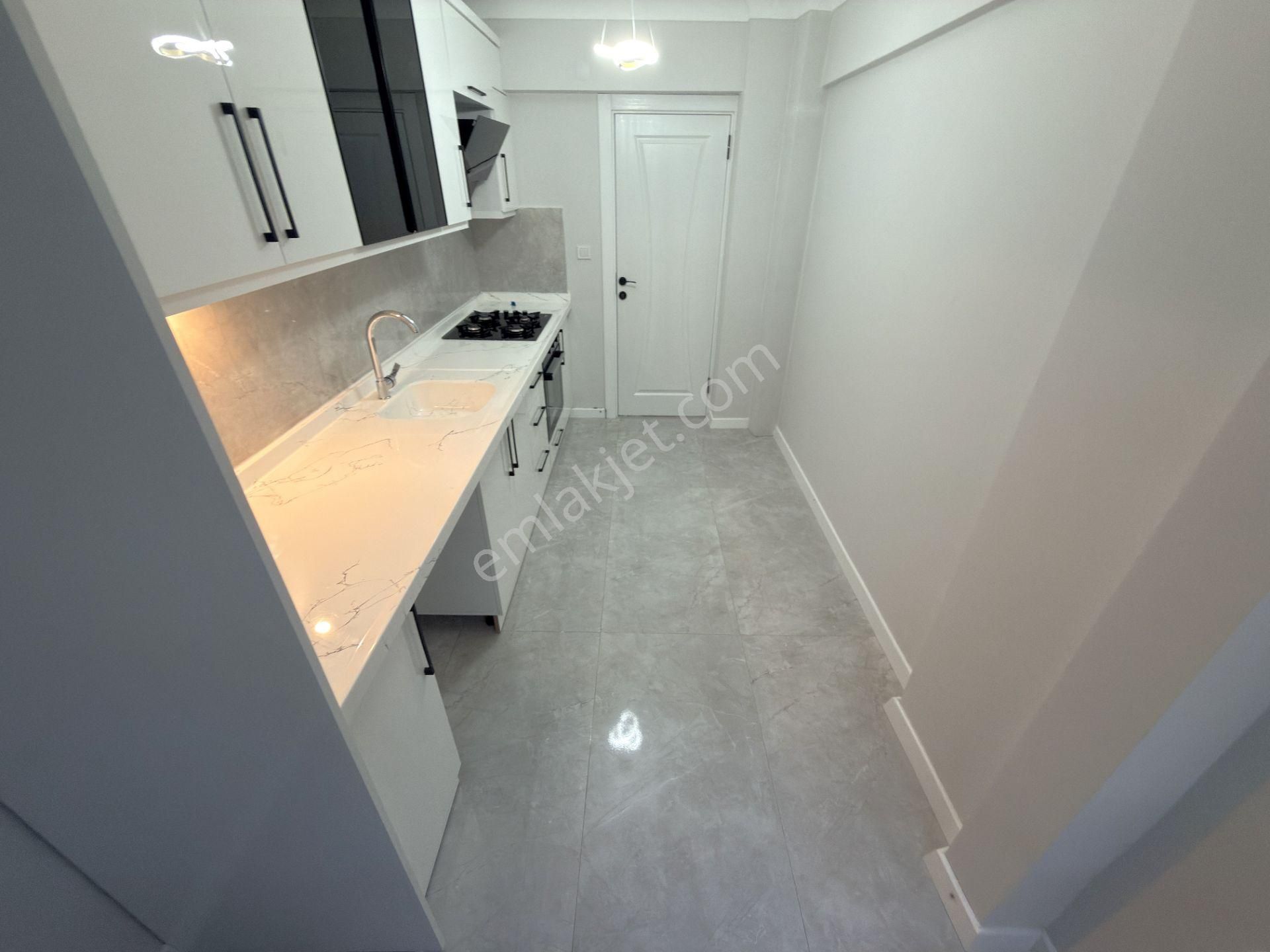 ▀▀jet Emlak'tan Altınkum'da Müstakil Konforunda Denize 100m 2+1 - Görsel 5