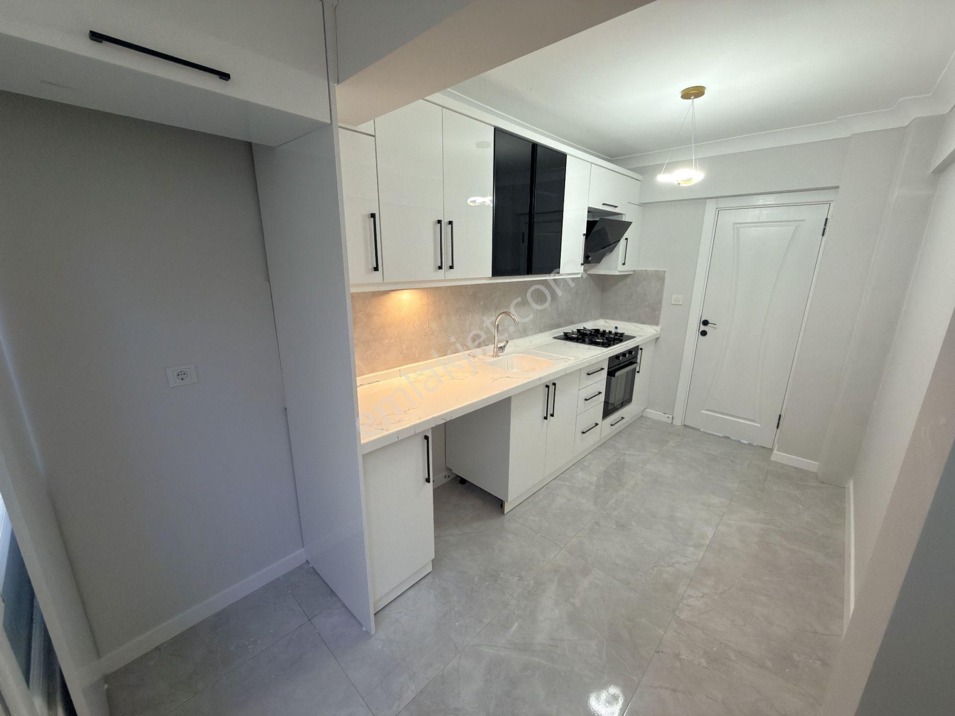 ▀▀jet Emlak'tan Altınkum'da Müstakil Konforunda Denize 100m 2+1 - Görsel 4