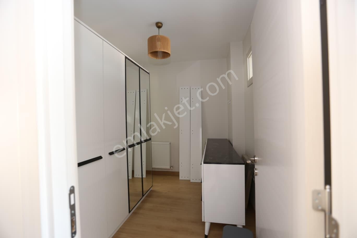Üsküdar İcadiye 'de Boğaz Manzaralı Eşyalı 2+1 Kiralık Daire - Görsel 11