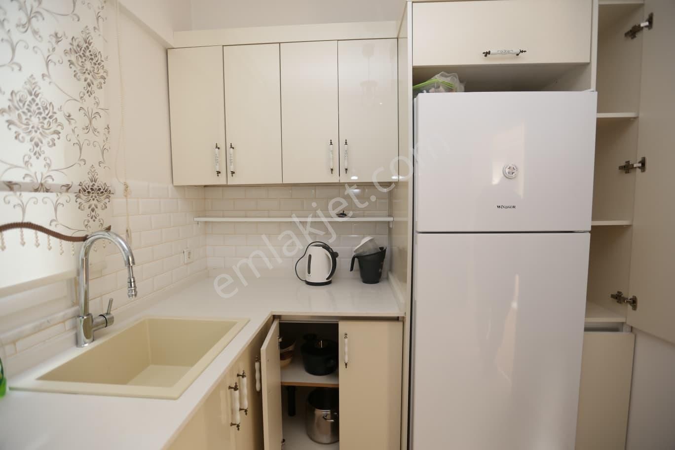 Üsküdar İcadiye 'de Boğaz Manzaralı Eşyalı 2+1 Kiralık Daire - Görsel 6