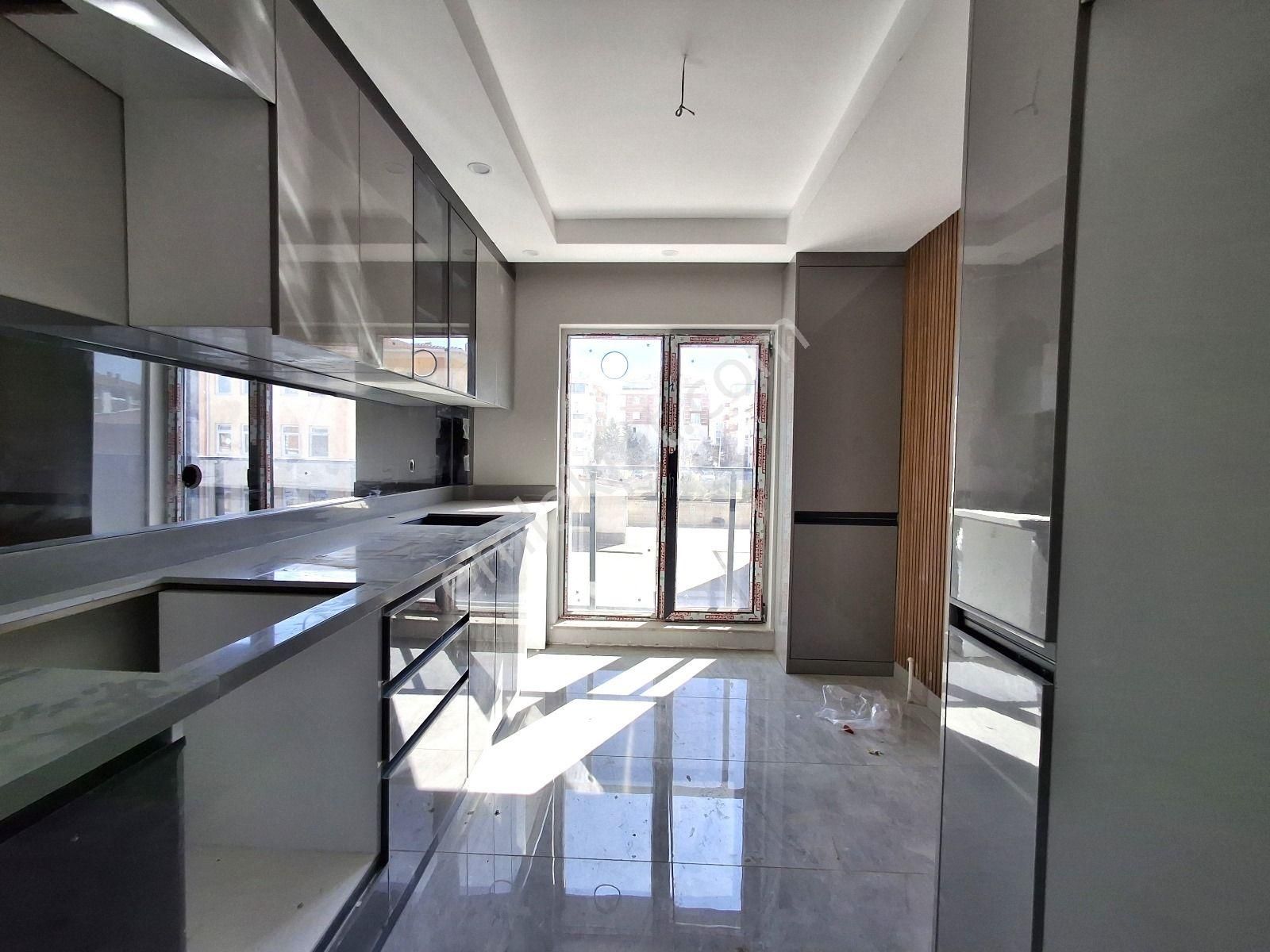 Süvari Mahalleseinde 3+1 Sıfır Asansörlü Ara Kat Efsane Fırsat Satılık Daire - Görsel 5