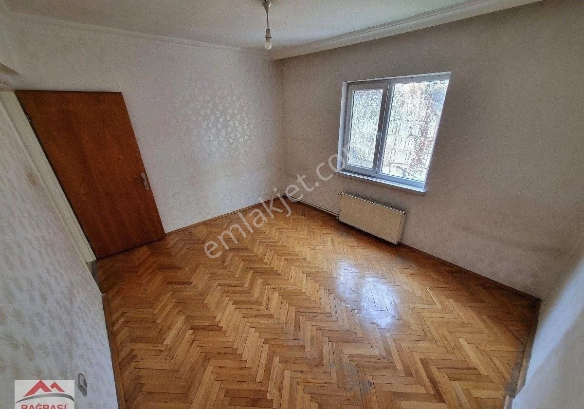 Ayvalı Mah Cadde Üzeri Antares Ve Şehir Hast. Yakını Ortakat 3+1 Bağımsız Kiralık Daire - Görsel 14