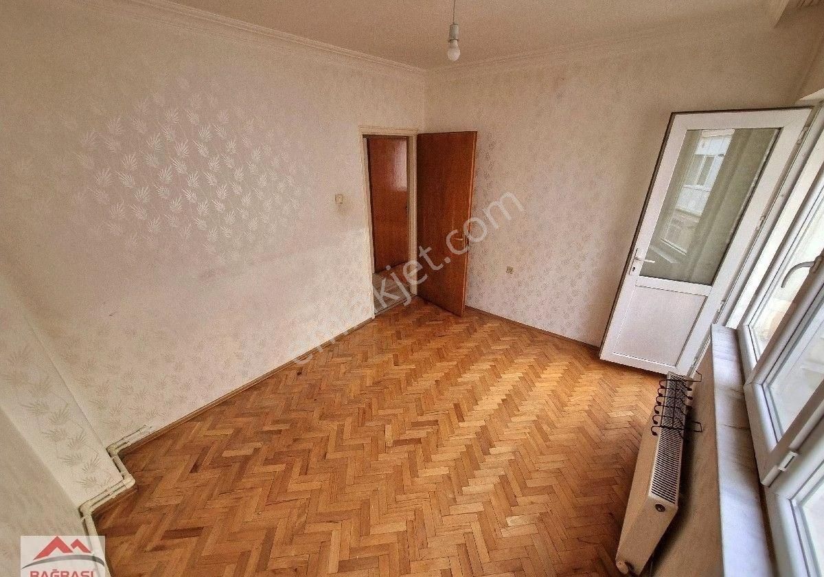 Ayvalı Mah Cadde Üzeri Antares Ve Şehir Hast. Yakını Ortakat 3+1 Bağımsız Kiralık Daire - Görsel 22