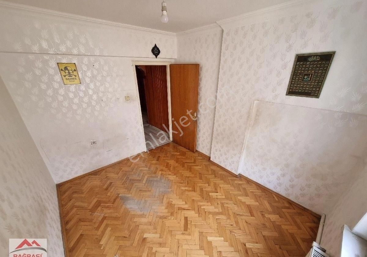 Ayvalı Mah Cadde Üzeri Antares Ve Şehir Hast. Yakını Ortakat 3+1 Bağımsız Kiralık Daire - Görsel 27