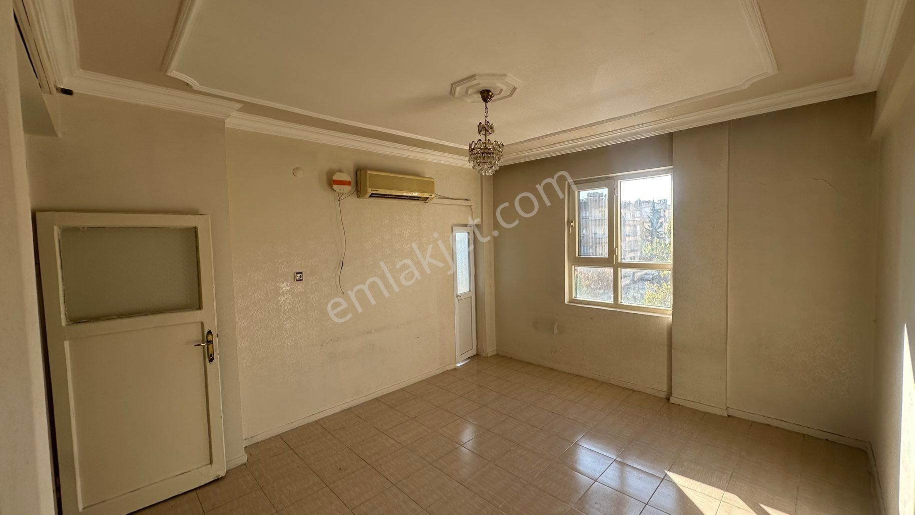 Deniz Gayrimenkul’den Yenişehir Bankalar Caddesi Arkasında Kiralık 3+1 Ara Kat Daire - Görsel 8