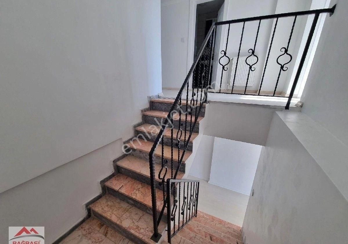 Ragıp Tüzün Caddesi Paraleli 5+1 Dubleks Çift Kapalı Teraslı Manzaralı Güney Fulyapılı Masrafsız - Görsel 5