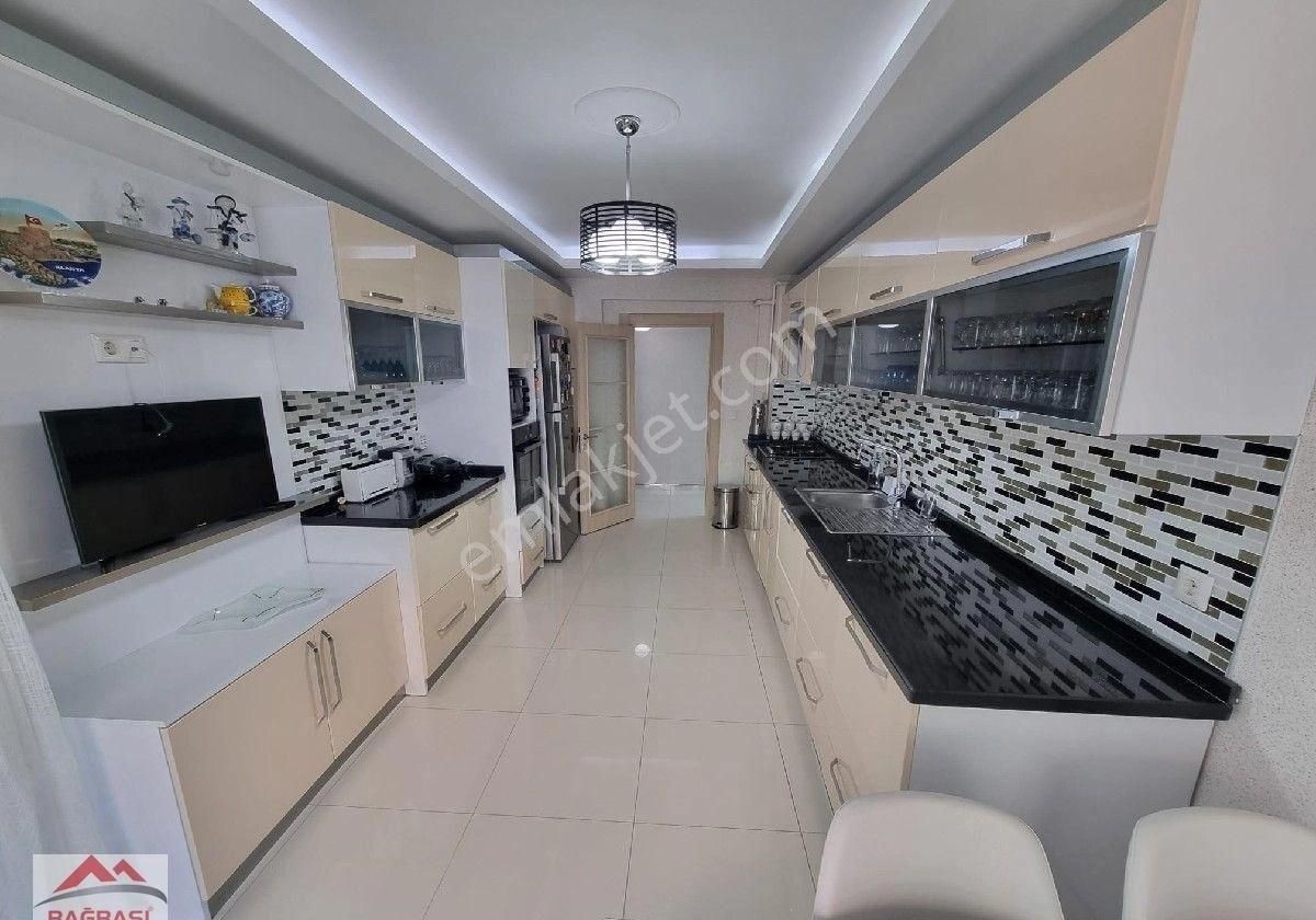 Pamuklar Mah Sivas Caddesi 13.kat 3+1 Çift Banyo Teras Balkon Ön Güney Fulyapılı (dairemiz Boştur)