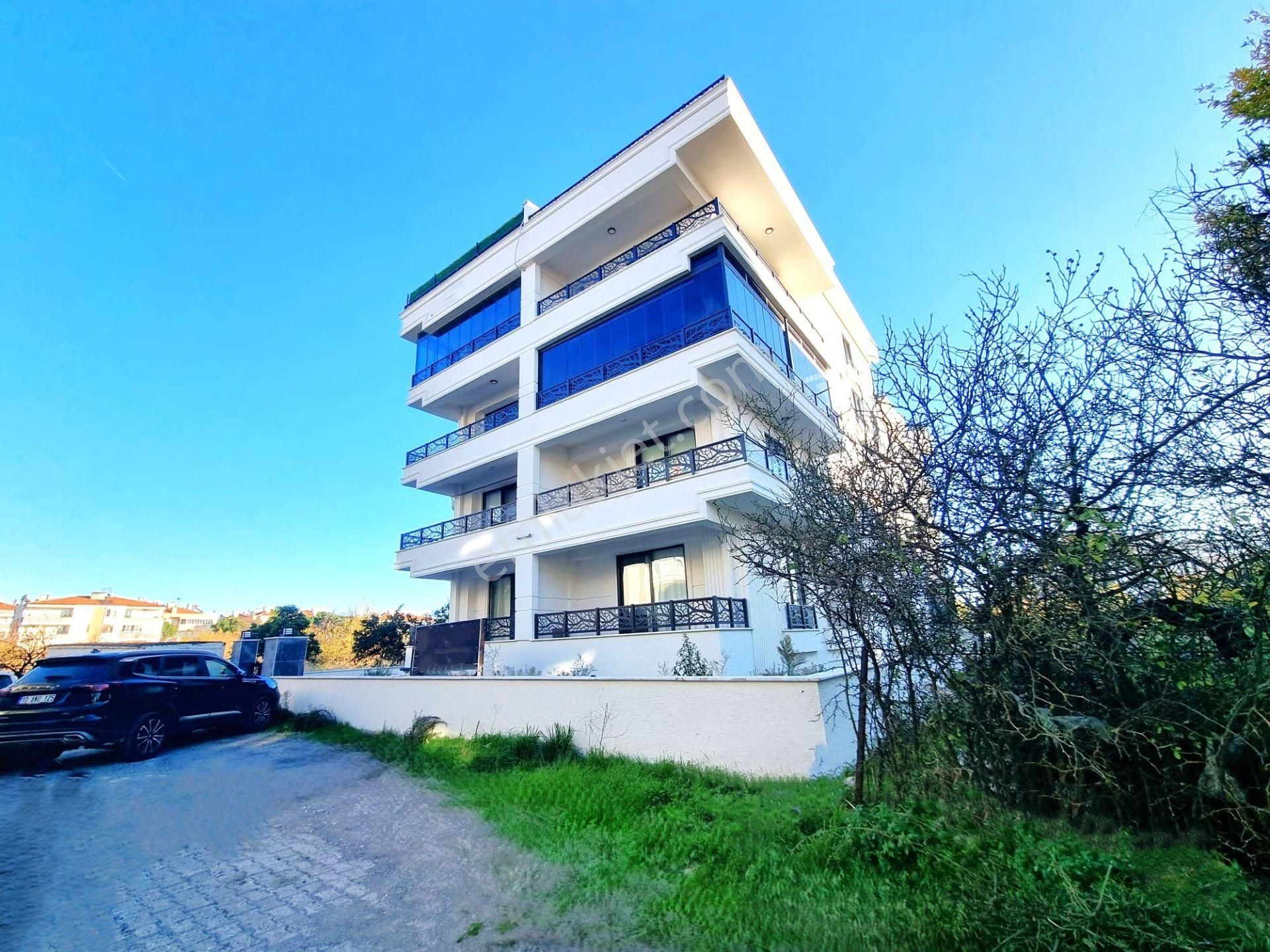 💎akçay'da Aygül'den 💎merkezi Lokasyon'da Sıfır Geniş Balkonlu Asansörlü Lüks 2+1 Satılık Daireler