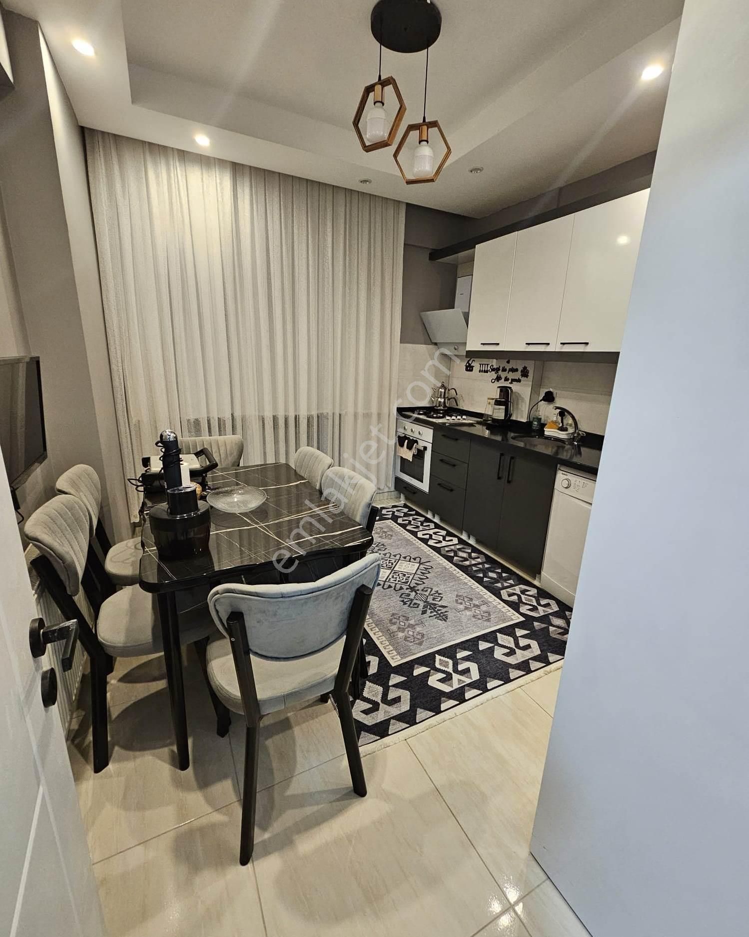 Ergün'den İstiklal'de Komple Yapılı 3+1 Satılık Daire - Görsel 4