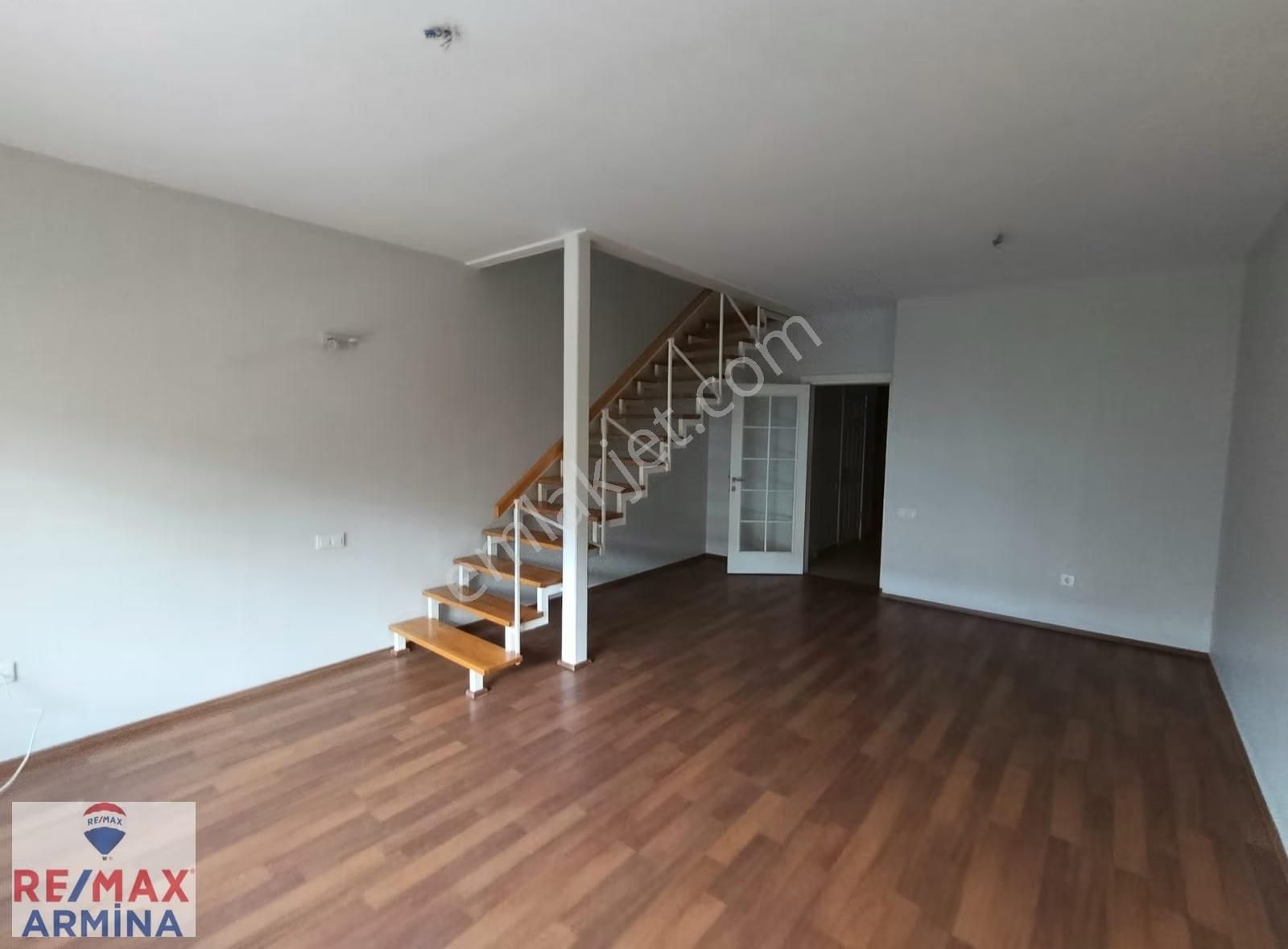 Yahyakaptan Pekdemir Bahçeli Evler Sitesinde Kiralık Villa - Görsel 16