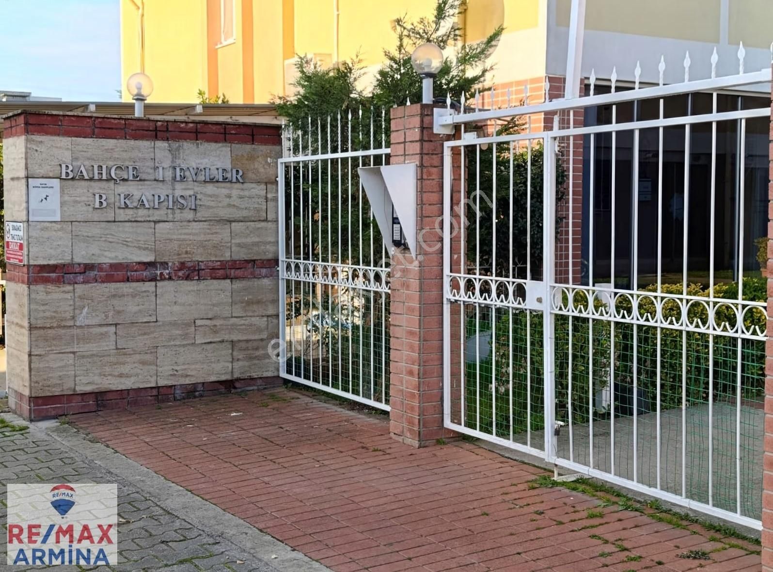 Yahyakaptan Pekdemir Bahçeli Evler Sitesinde Kiralık Villa - Görsel 9