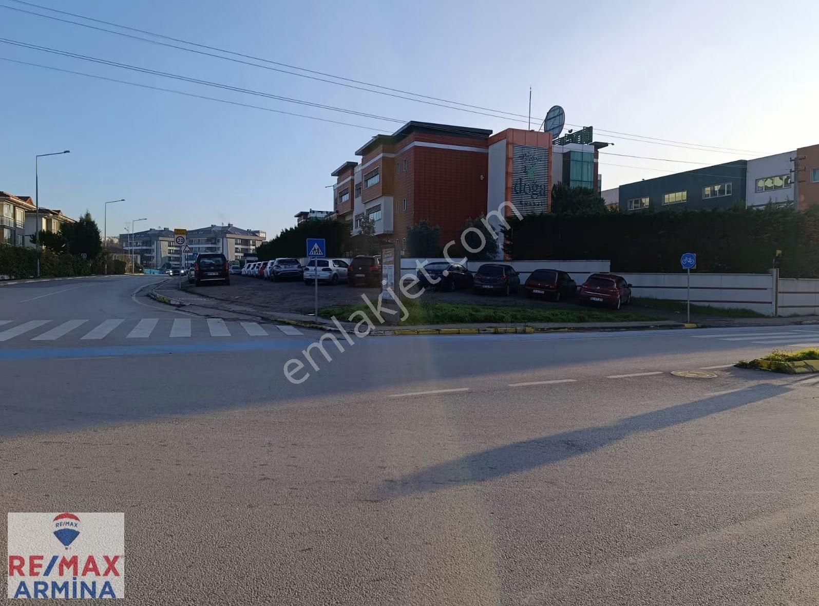 Yahyakaptan Pekdemir Bahçeli Evler Sitesinde Kiralık Villa - Görsel 7