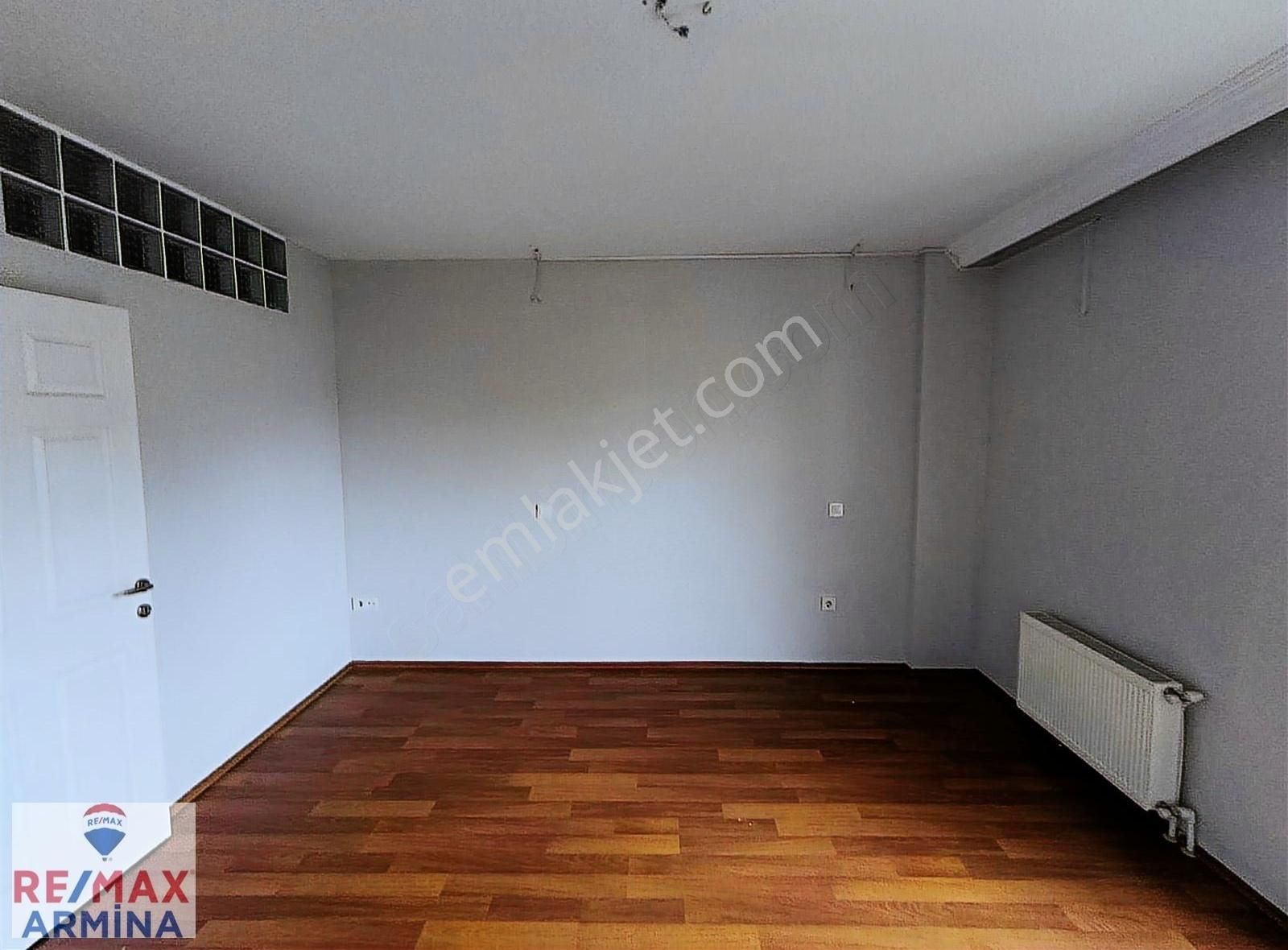 Yahyakaptan Pekdemir Bahçeli Evler Sitesinde Kiralık Villa - Görsel 11