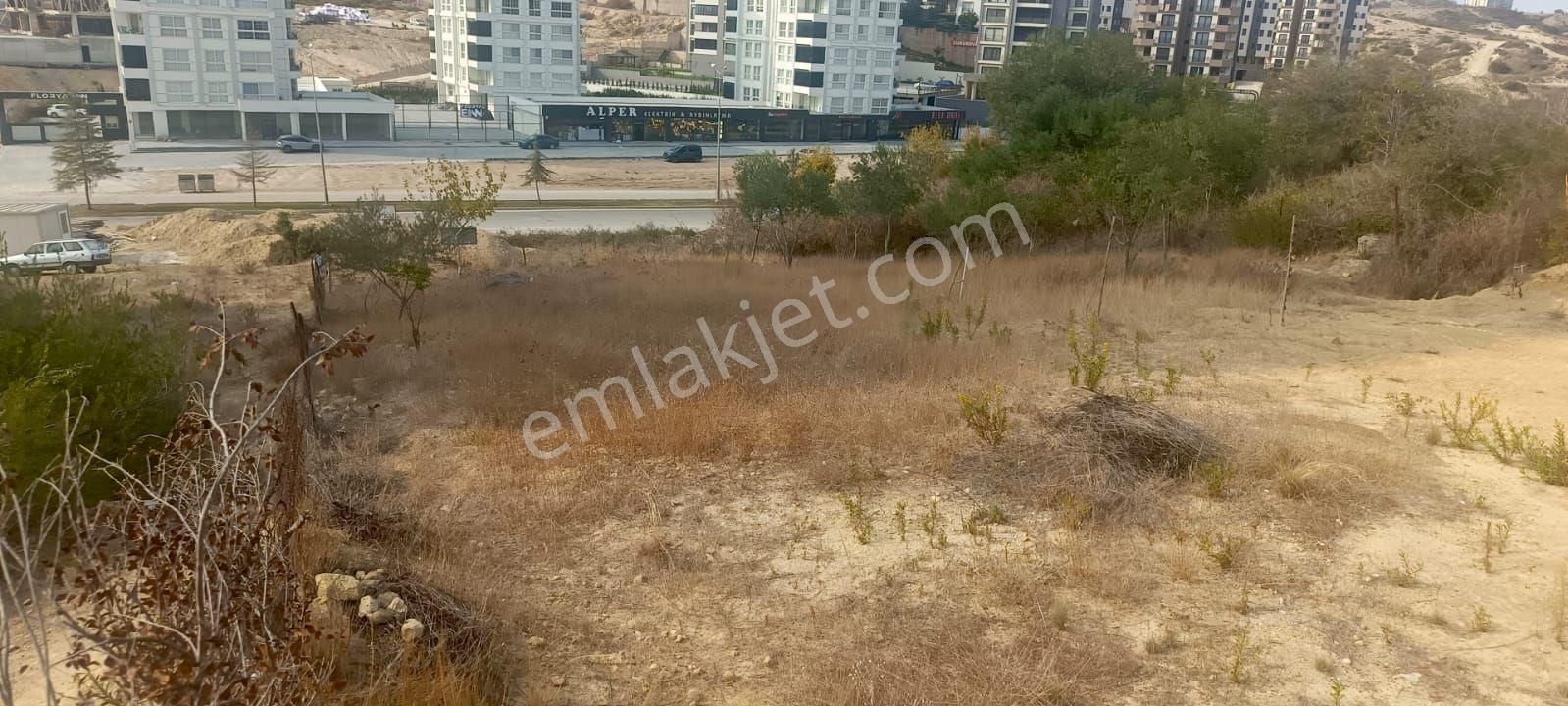 100.yil Bulvara 2. Parselde Satilik Arsa - Görsel 7