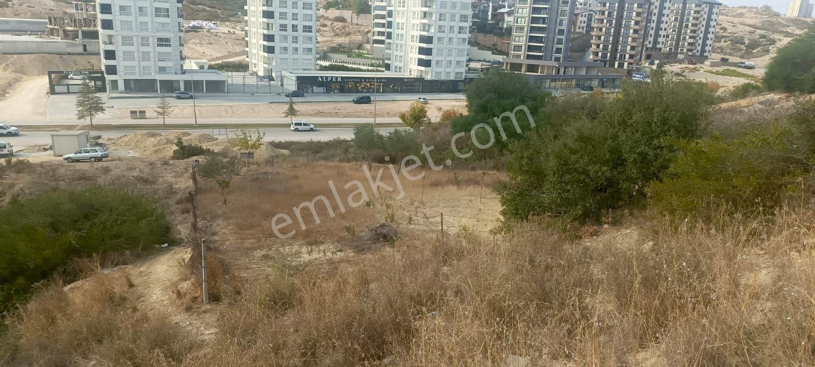 100.yil Bulvara 2. Parselde Satilik Arsa - Görsel 4