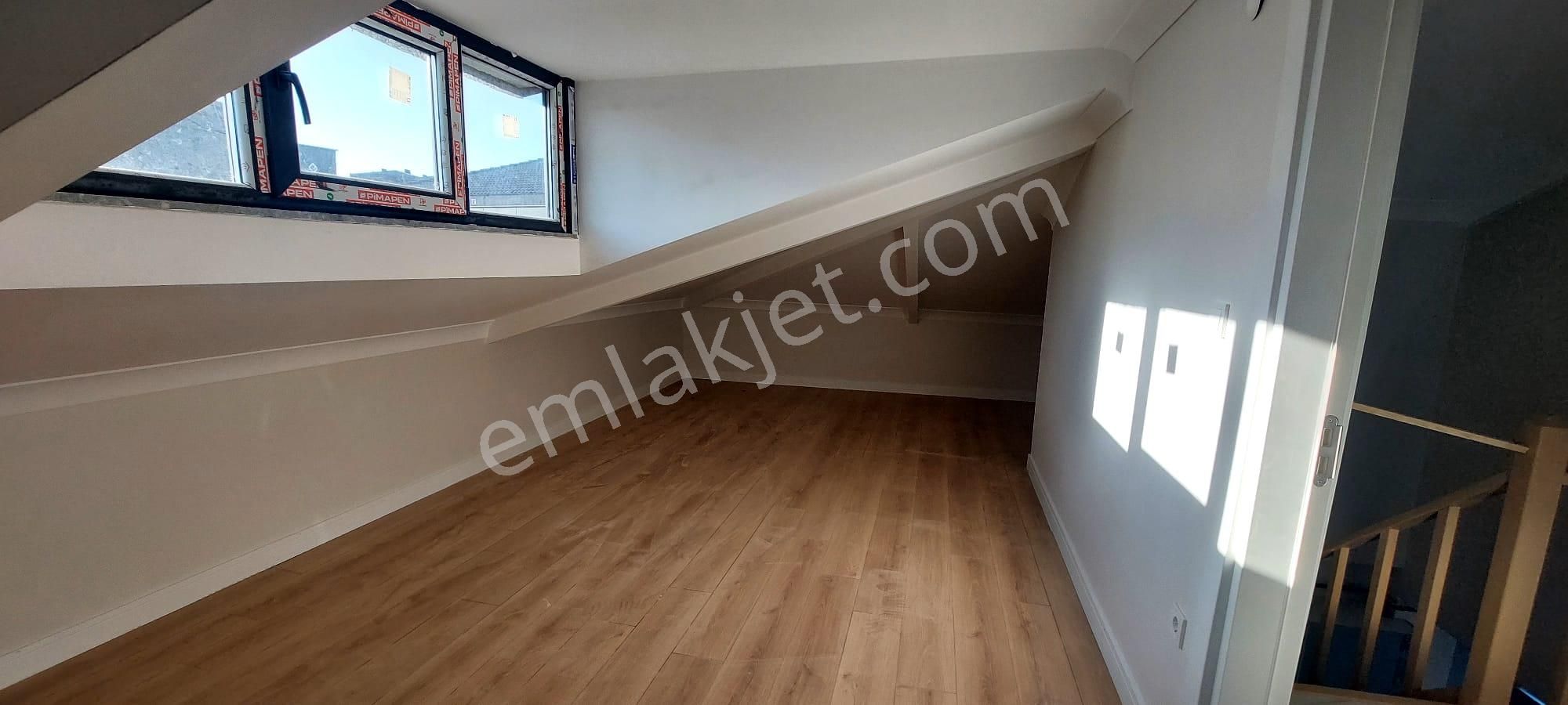 Remax Anka'dan Şile Kalesi, Ve Panaromik Deniz Manzarası Dublex - Görsel 4