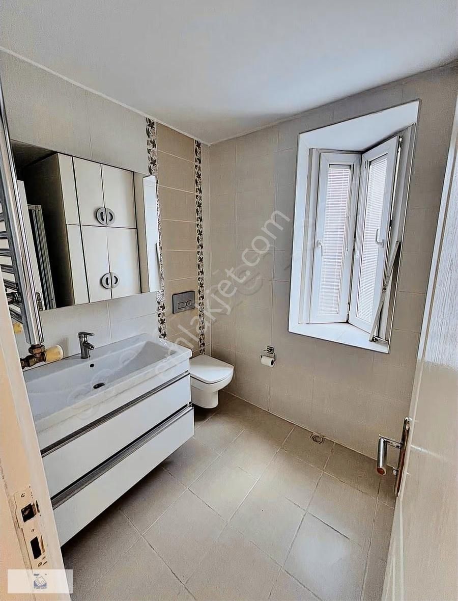 Esenkent Yasemin Evleri Merkezi Konum 3+1 Tadilatlı Daire - Görsel 8