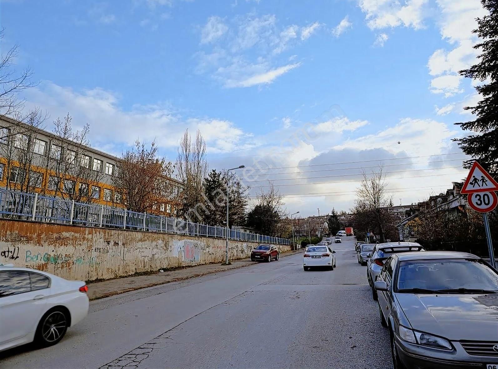 Batıkent İlkyerleşim Köklü 1 Sitesi Satılık Müstakil Villa - Görsel 17