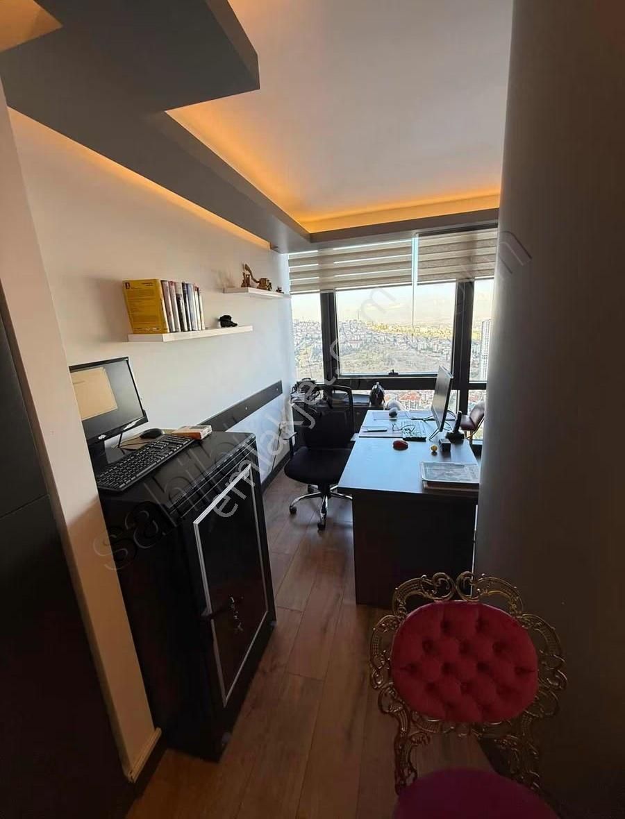Yıldız Kule'de 20. Katta Full Donanımlı 2+1 Satılık Ofis - Görsel 3