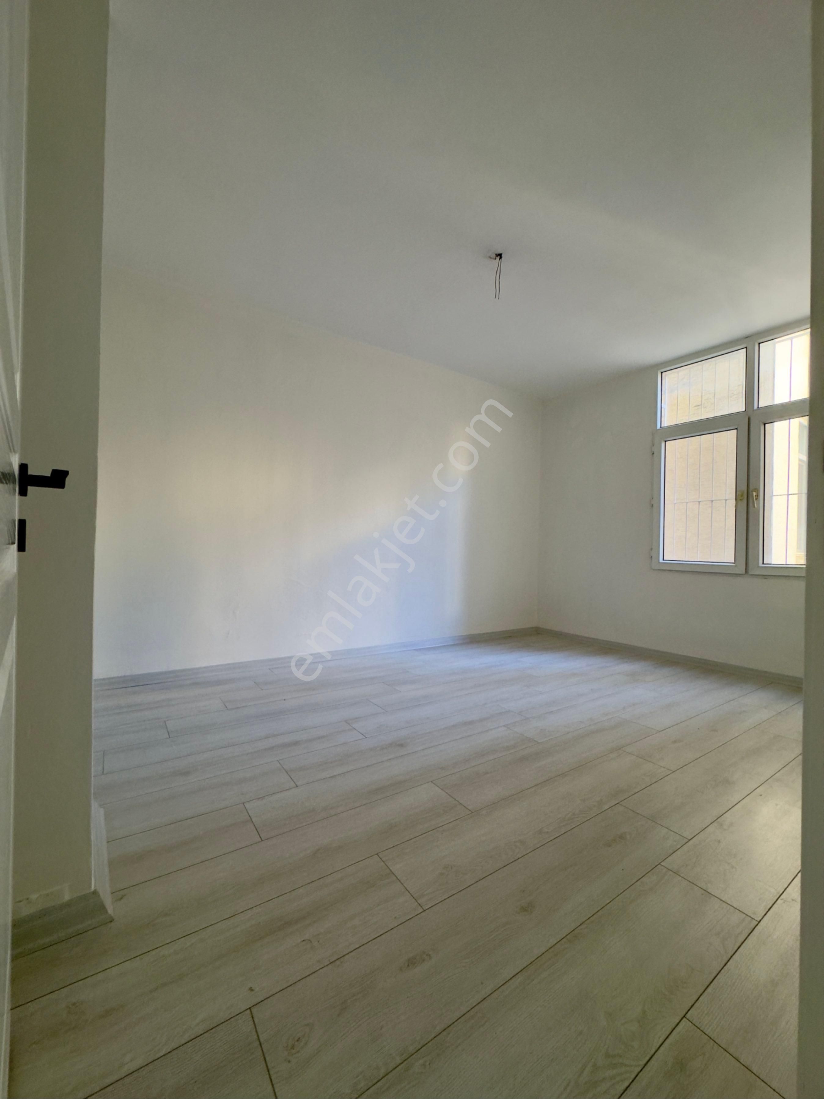 Reşatbey-merkez Parka Yakın-yeni Tadilatlı-2.kat-3+1 Satılık Daire - Görsel 15