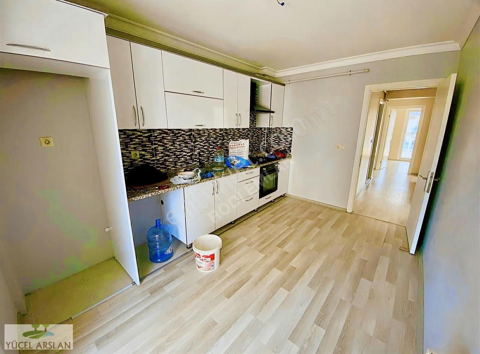 Çiğli İnönü'de Site İçerisinde Kiralık 3+1 Daire Doğalgazlı - Görsel 2
