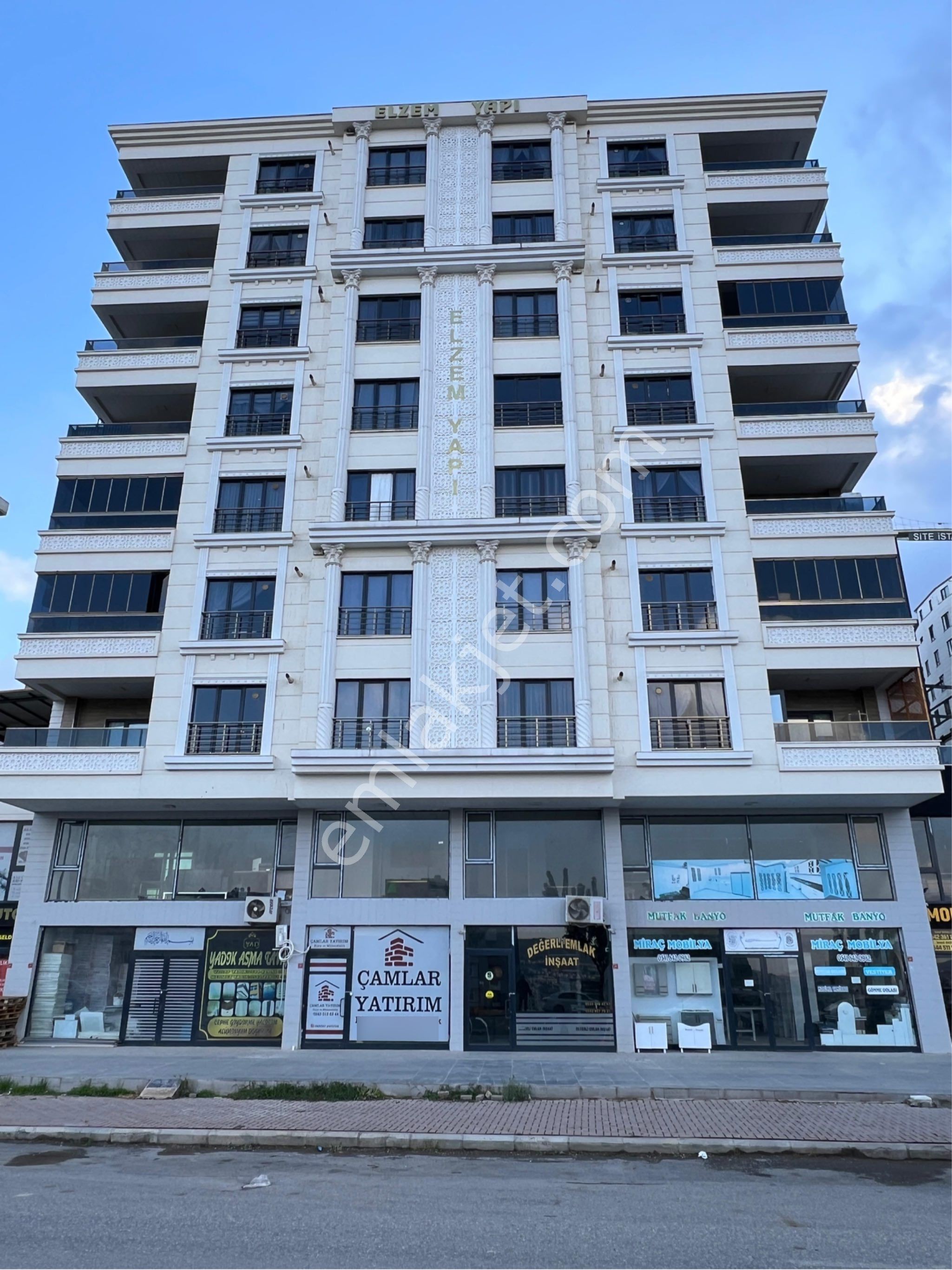 Jettir’den Karaköprü 2~ 35 De Satılık Cadde Üzerinde 4+1 Daire Ara Kat