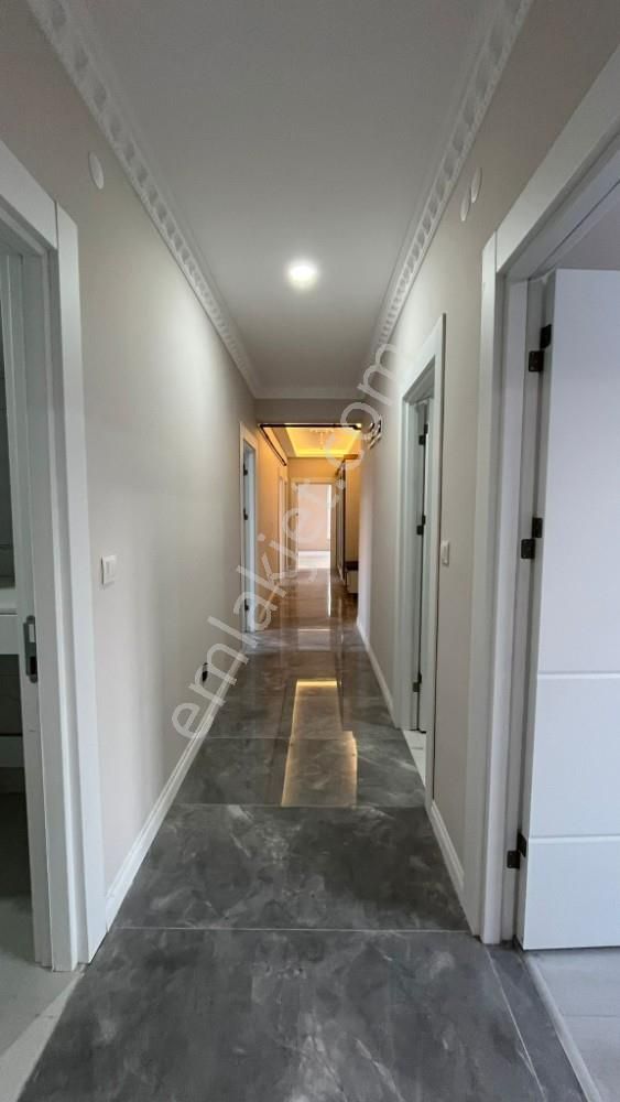 Yeni Mahalle’de Satılık 4+1 Ultra Lüks Geniş Daire - Görsel 12