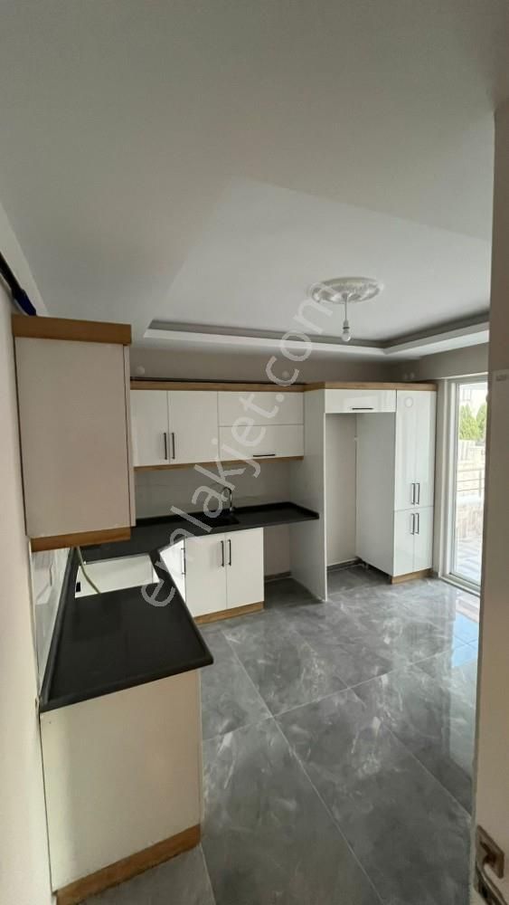 Yeni Mahalle’de Satılık 4+1 Ultra Lüks Geniş Daire - Görsel 3