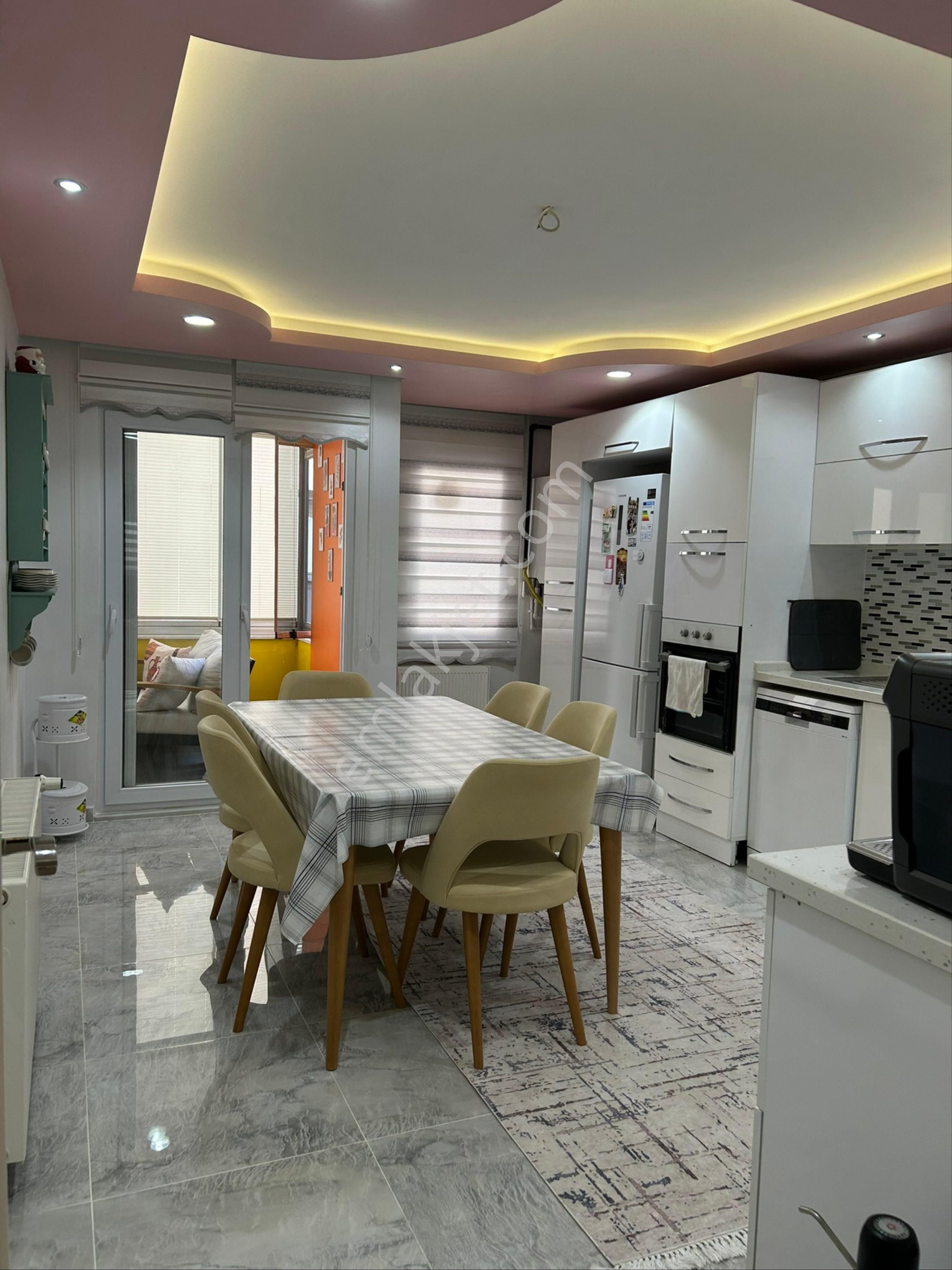 Geniş Daire Giyinme Odalı Ebeveyn Banyolu - Görsel 6