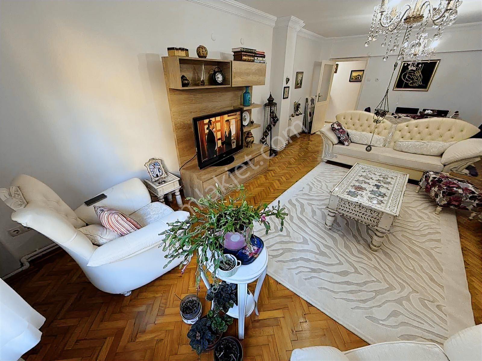 Üskükar Sahile 5 Dk Mesafede Satılık 2+1 Daire - Görsel 17