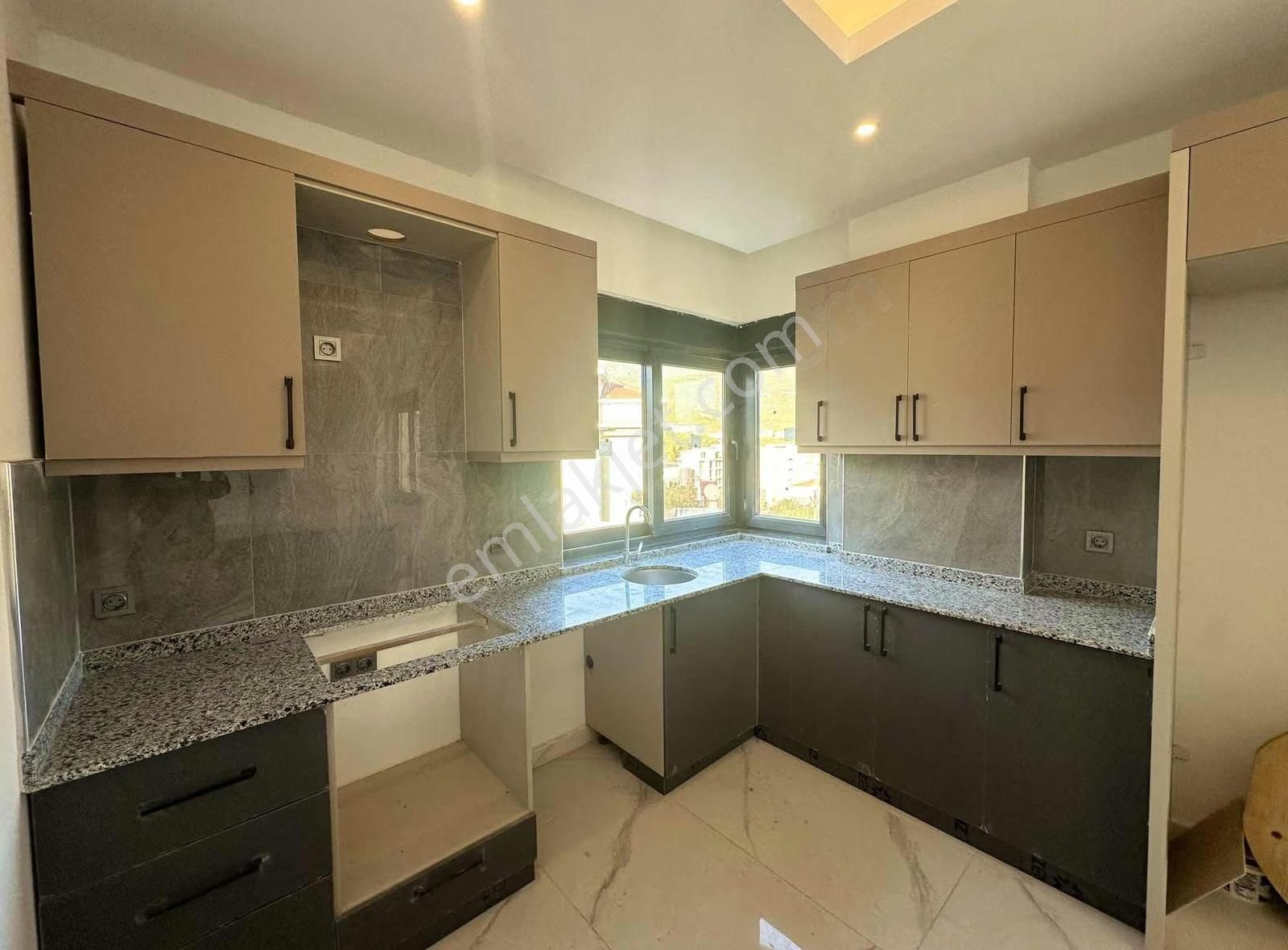 Alanya Oba'da İskanlı 2+1 Sıfır Daire - Görsel 12