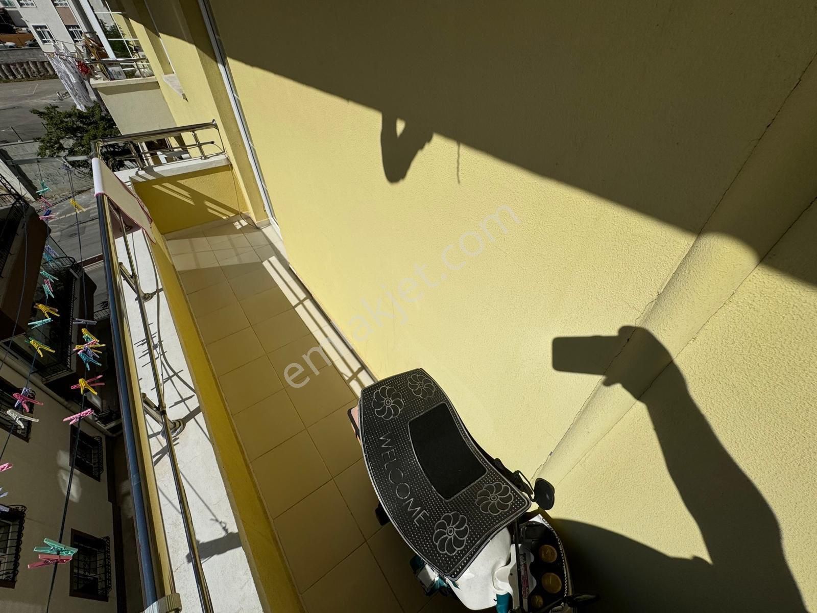 Yenimahalle Cadde Üzeri Kiralık Daire - Görsel 25