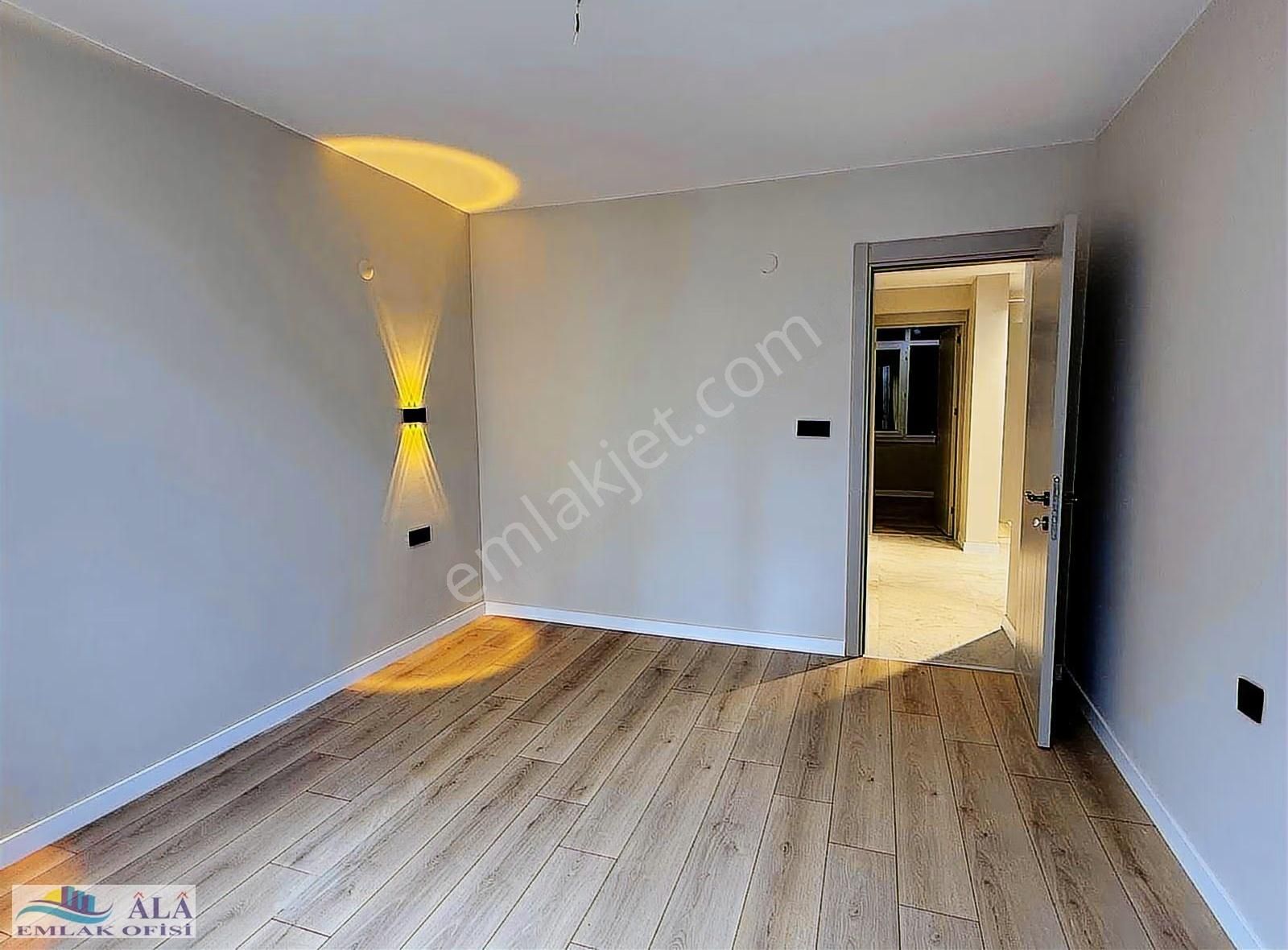 Gazeteci Hasan Tahsin Cadde Üzerinde 3+1 Arakat Full Tadilatli - Görsel 8