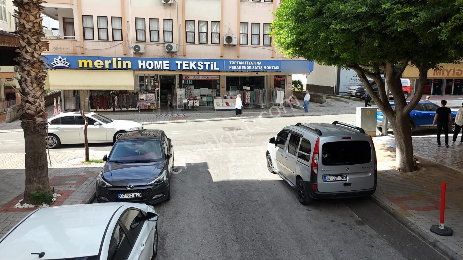 Alanya Şekerhane Mah Merkezi Konumda Cadde Üzeri Satılık Dükkan - Görsel 3