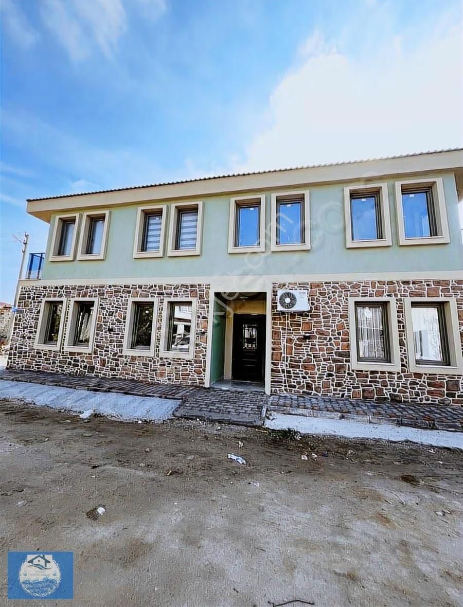 Marinadan Modern Ve Yatay Mimari Köşe Konumlu 1+1 Lüks Dairele - Görsel 14