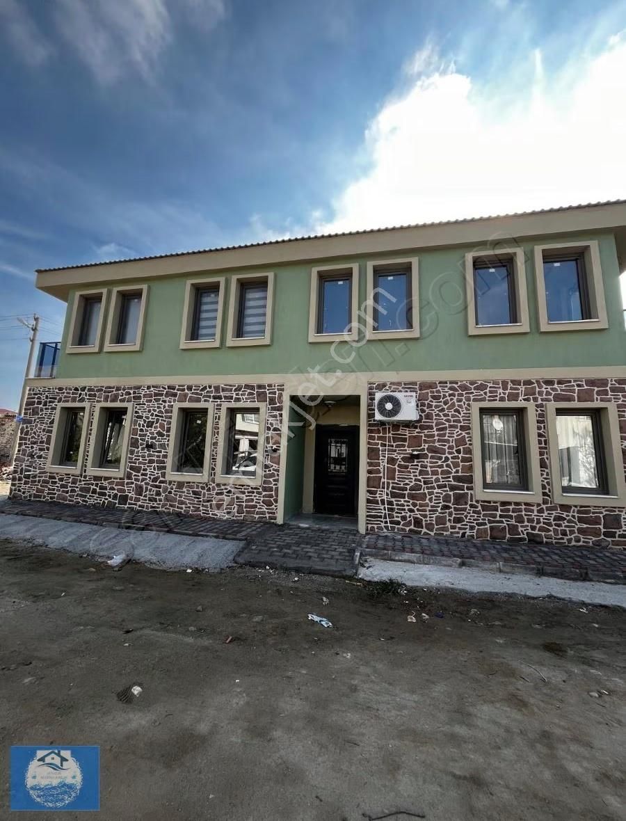 Marinadan Modern Ve Yatay Mimari Köşe Konumlu 1+1 Lüks Dairele - Görsel 13