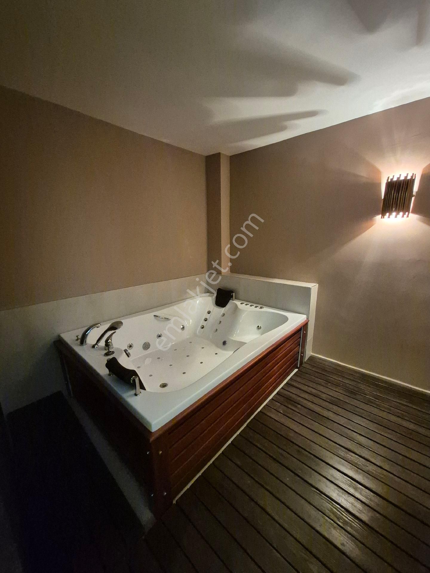 Çarkıparede 8+1 Triblex Eşyalı Villamız Satılıktır - Görsel 10