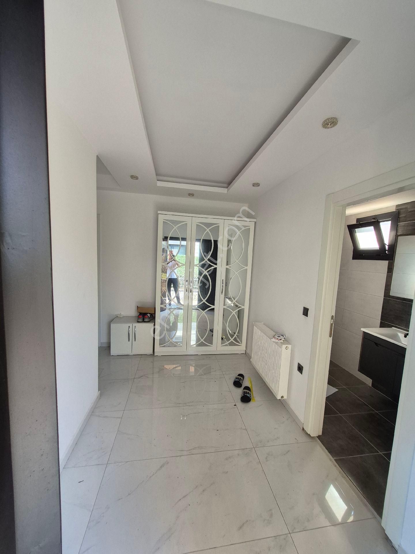 Çarkıparede 8+1 Triblex Eşyalı Villamız Satılıktır - Görsel 7