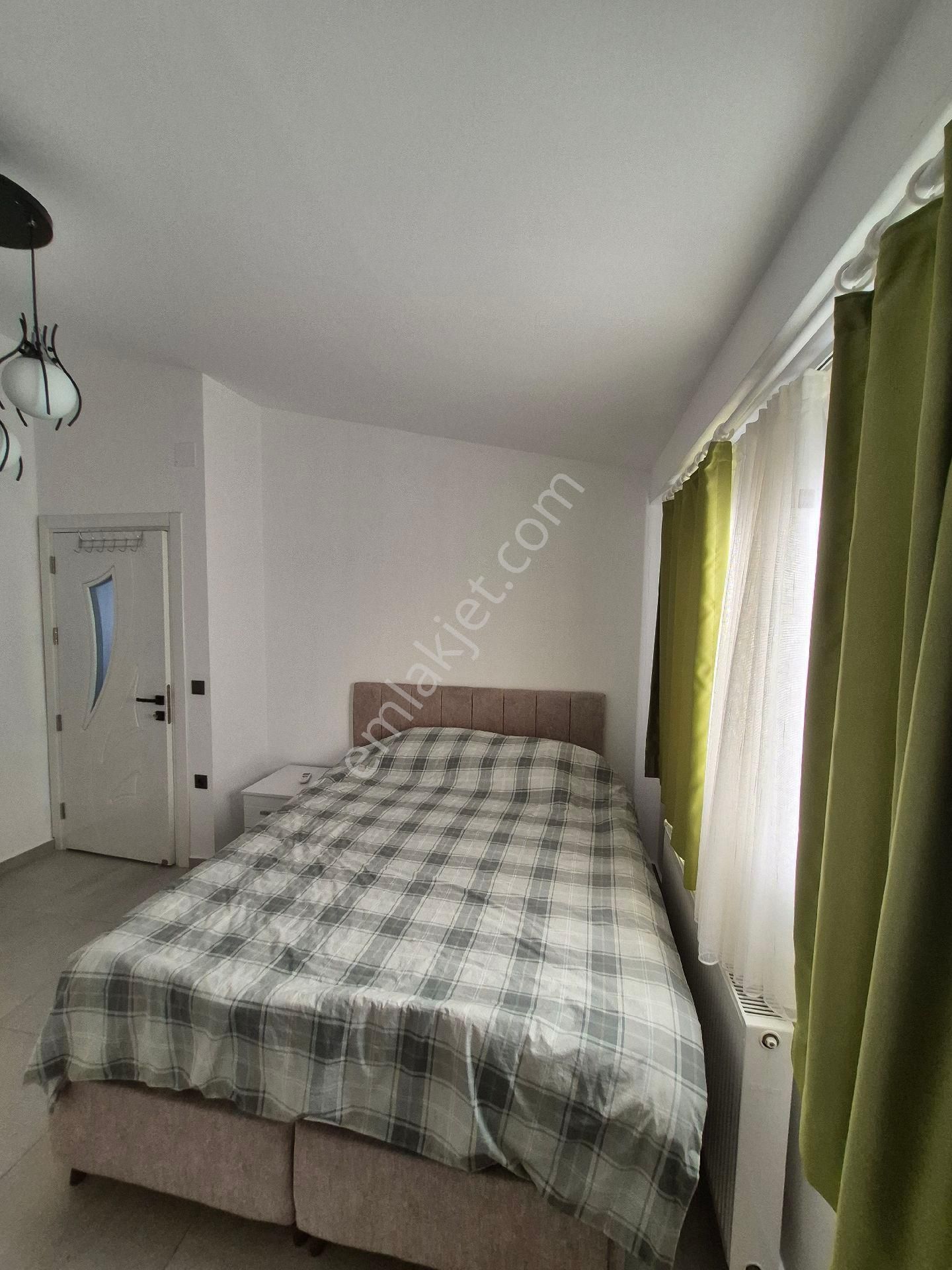 Çarkıparede 8+1 Triblex Eşyalı Villamız Satılıktır - Görsel 31