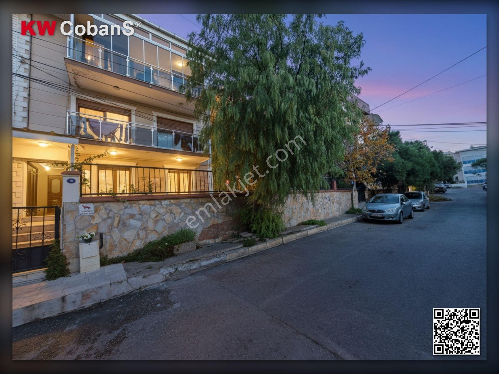 Kw Cobans'tan Atatürk'te 1+1 Huzur Dolu Aile Apartmanında Kiralık Daire! - Görsel 14