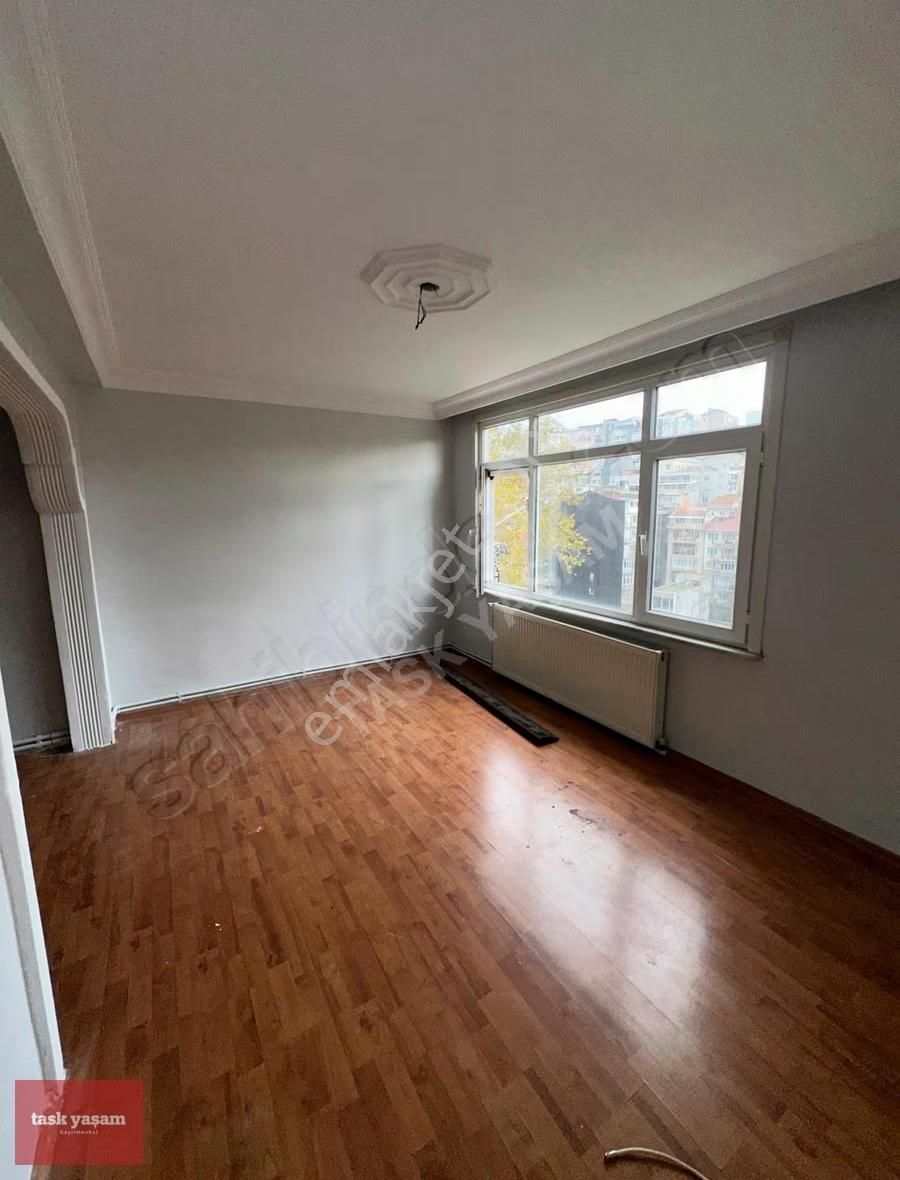 Nişantaşına Yürüme Mesafesinde Satılık 2+1 Daire - Görsel 21