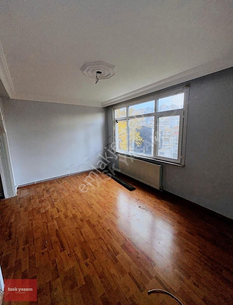 Nişantaşına Yürüme Mesafesinde Satılık 2+1 Daire - Görsel 14