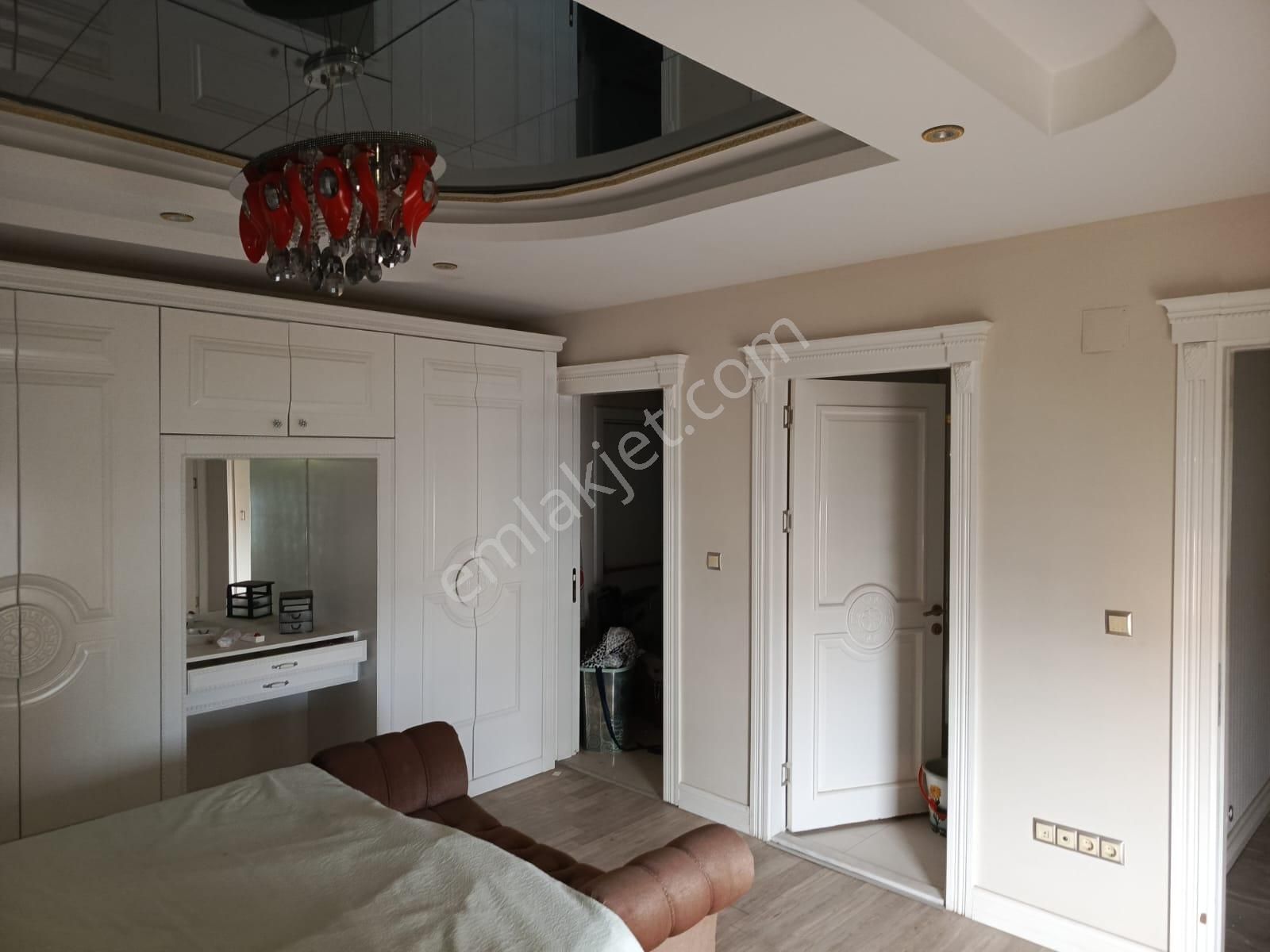 Üstünkent'ten Merkezi Lokasyonda 4+1 Satılık Daire - Görsel 10