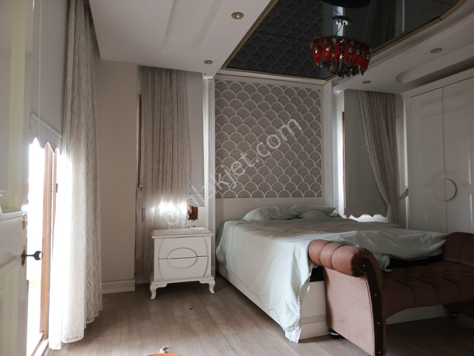 Üstünkent'ten Merkezi Lokasyonda 4+1 Satılık Daire - Görsel 13